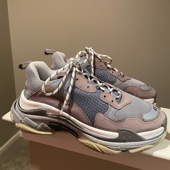 COPY - BALENCIAGA MENS TRIPLE S // GREAT CONDITION - Picture 1 of 4